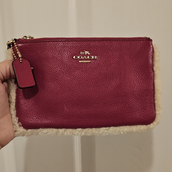 Coach EUC Pink Leather Wristlet with Shearling Trim - Picture 1 of 13